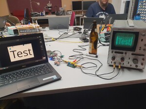 Test setup with switching power supply